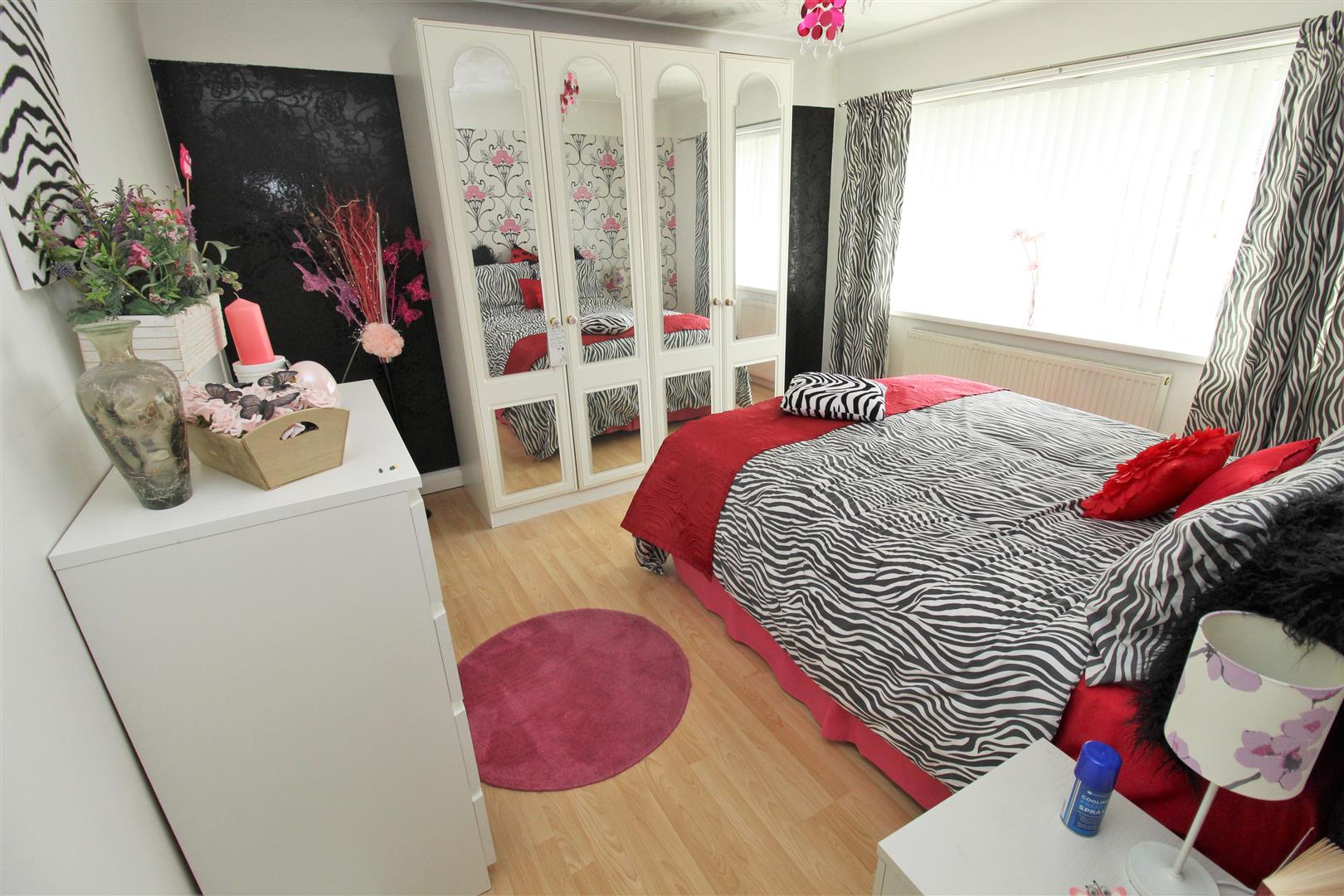 Property Details Estate Agents, Aintree, Liverpool Grosvenor